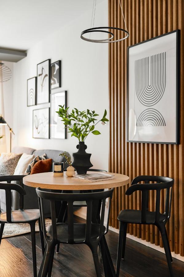 Main Station Art Apartment Cracovia Esterno foto